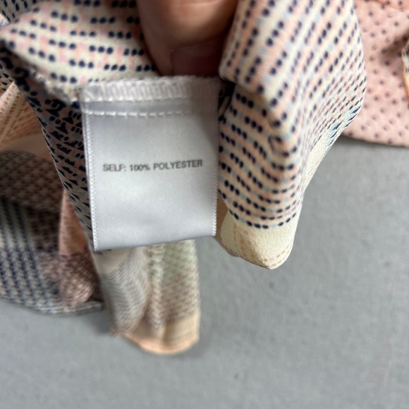 Rose + Olive Womens 3X Pink Mixed Geometric Polka Dot Button Down Blouse Top - Picture 4 of 4